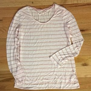 Light pink Lou & Grey tee